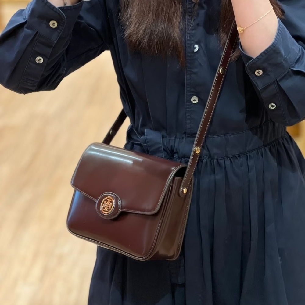 Tory Burch Robinson Deep Burgundy Crossbody Bag - Picture 3 of 5